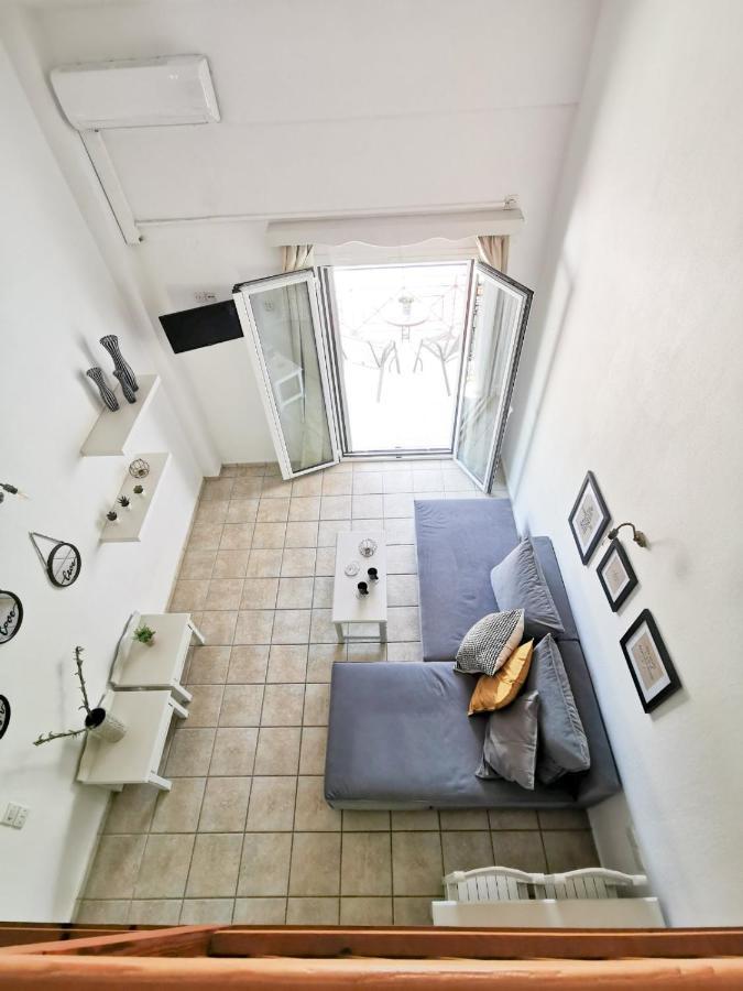 Haris Apartments Koukounaries Bagian luar foto